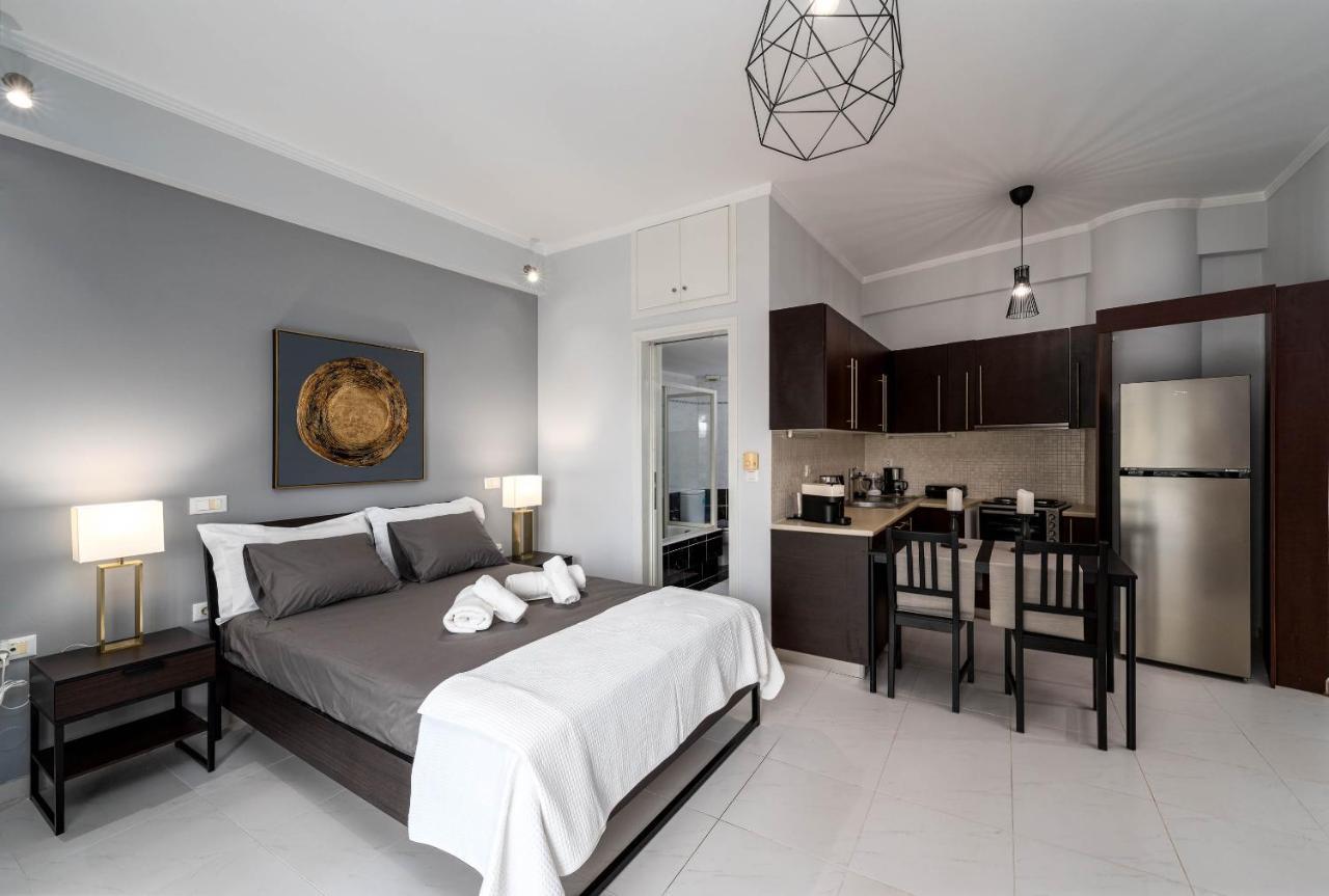 Byron Luxury Apartments Aigio Exterior foto